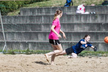 Bild 12 - wBJ/wCJ Beachsoccer Cup